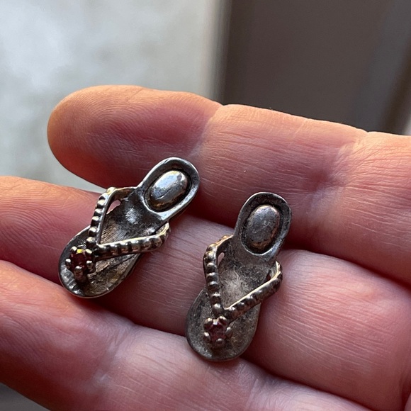 Sterling Silver Beach Sandals Pendant (pr) - Picture 7 of 8